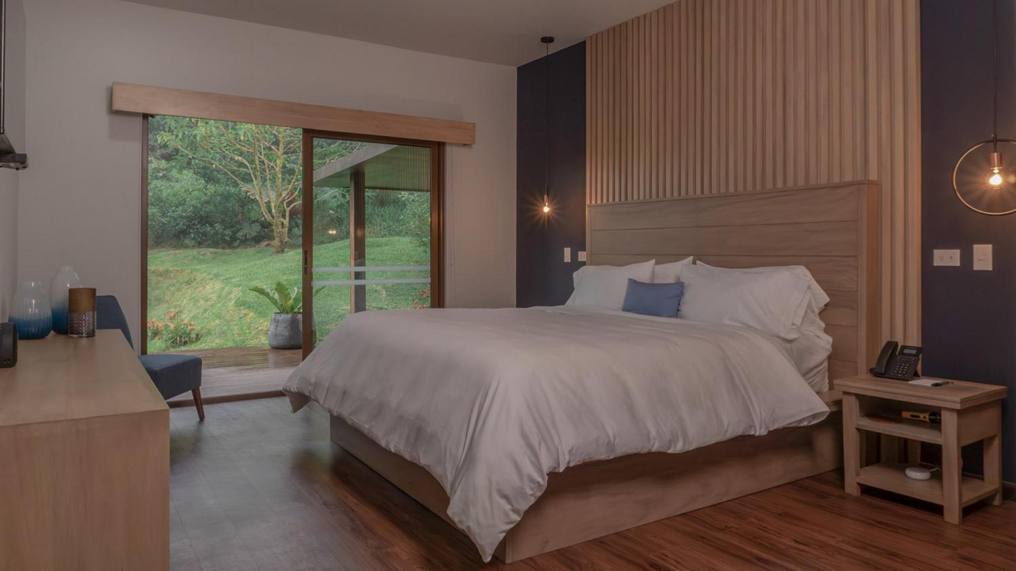 El Silencio Lodge & Spa Costa Rica Toro Amarillo Room photo