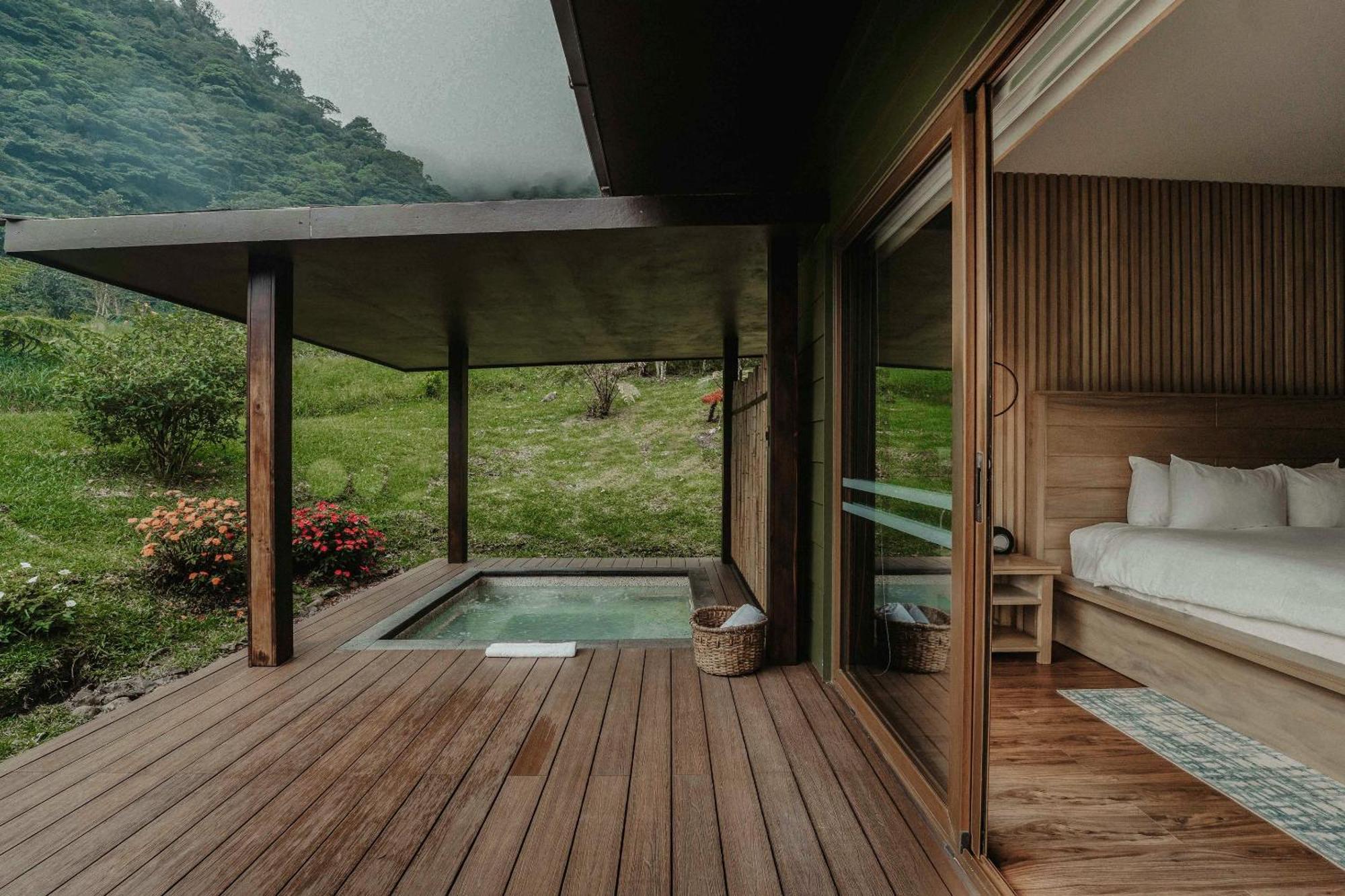 El Silencio Lodge & Spa Costa Rica Toro Amarillo Room photo